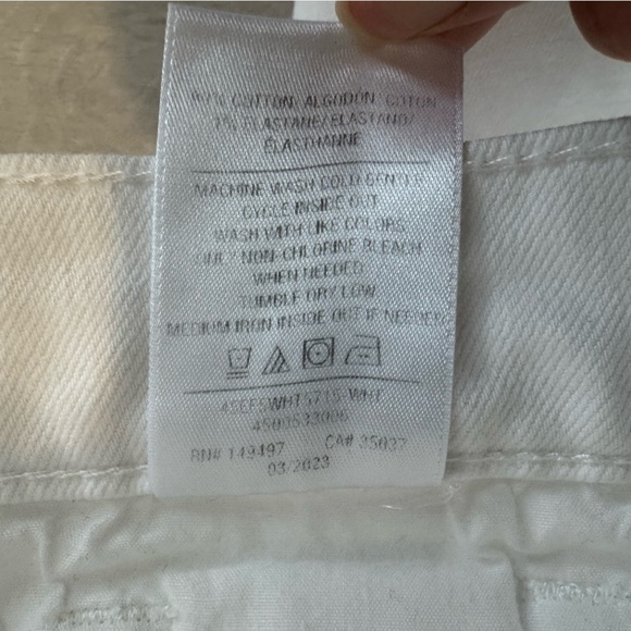 Joe's Jeans Wasteland High-Rise Flared Jeans White Size 28 - Picture 5 of 8